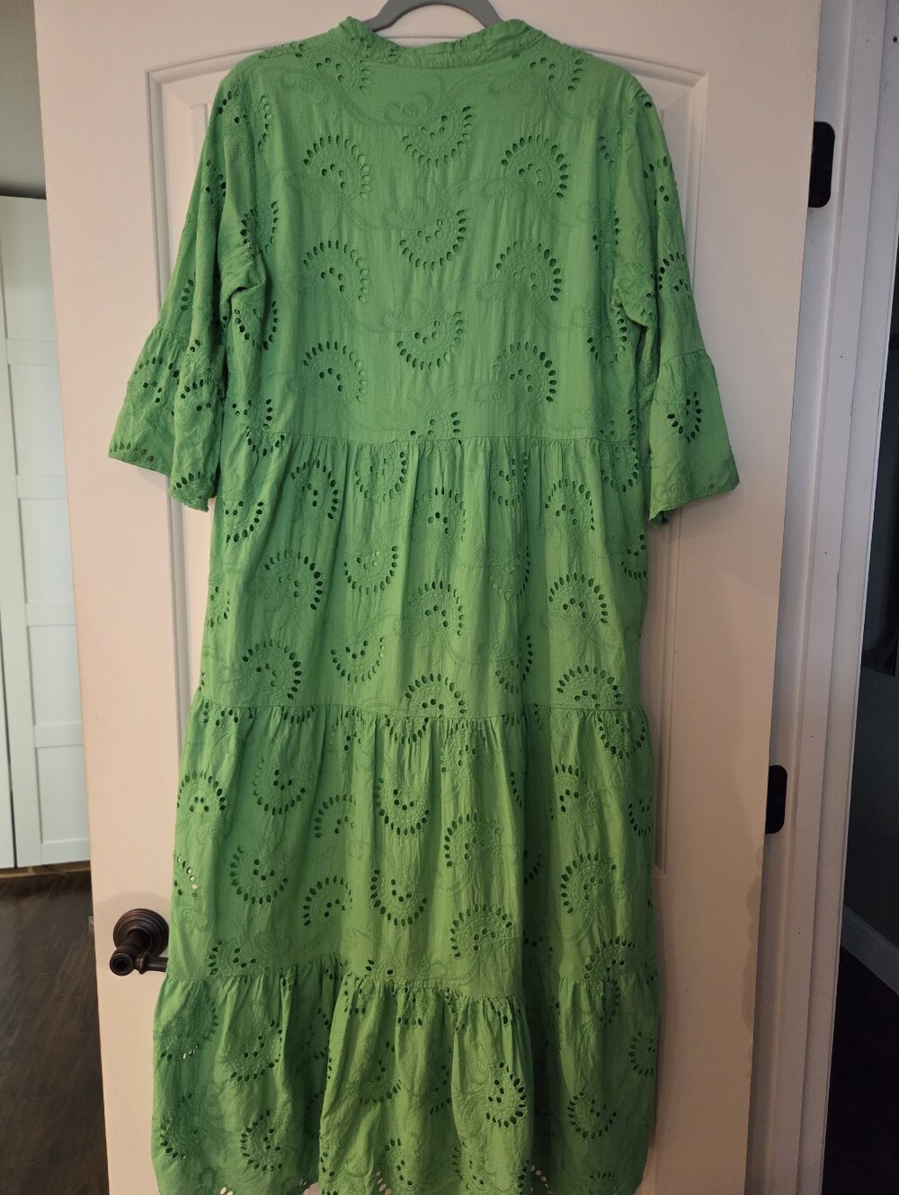 Bright Green Eyelet Maxi Dress Boho Tiered Button Front Dress - Picture 6 of 7